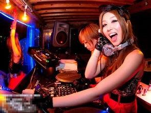 国产富婆会所叫鸭视频,奢华背后的隐秘生活