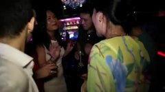 chinese国产打屁屁视频2,趣味横生的喜剧盛宴