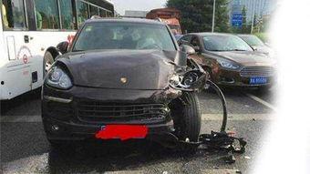 国产汽车碰撞合集视频,安全性能大比拼